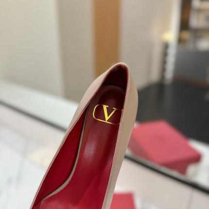 VALENTINO 26S HIGH HEELS 45 MM IN BEIGE SMOOTH CALFSKIN WITH GOLD HARDWARE