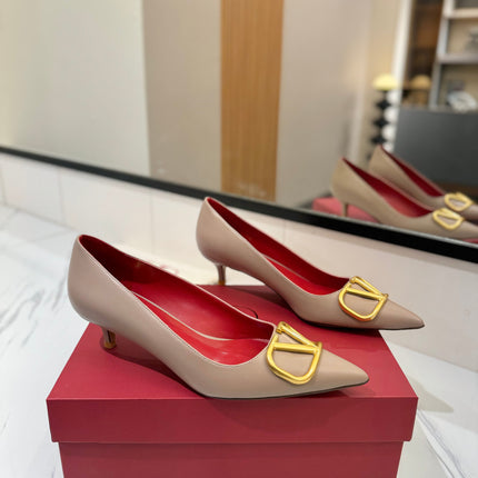 VALENTINO 26S HIGH HEELS 45 MM IN BEIGE SMOOTH CALFSKIN WITH GOLD HARDWARE