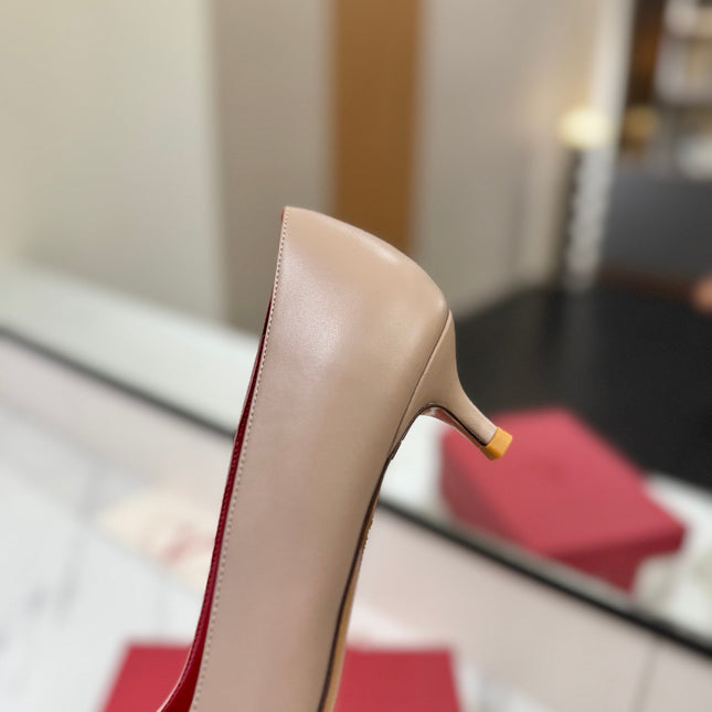 VALENTINO 26S HIGH HEELS 45 MM IN BEIGE SMOOTH CALFSKIN WITH GOLD HARDWARE
