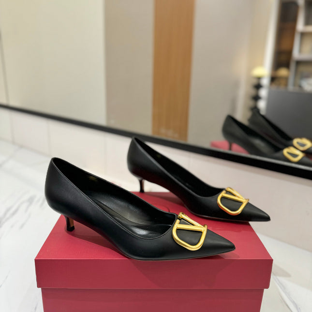 VALENTINO 26S HIGH HEELS 45 MM IN BLACK SMOOTH CALFSKIN WITH GOLD HARDWARE