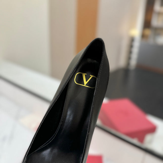 VALENTINO 26S HIGH HEELS 45 MM IN BLACK SMOOTH CALFSKIN