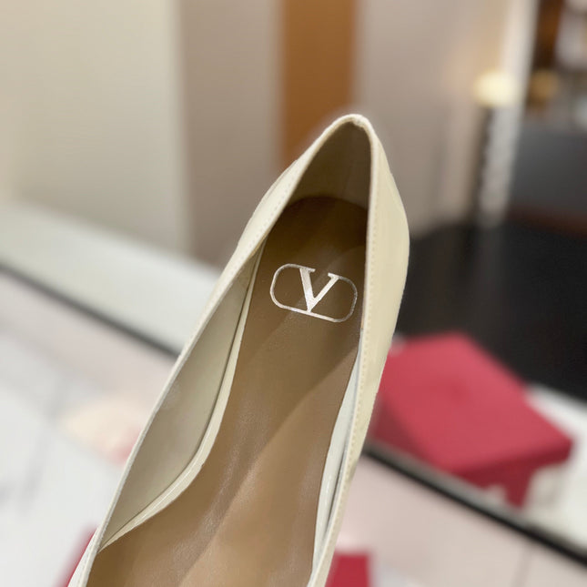 VALENTINO 26S BALLET FLATS IN WHITE PATENT CALFSKIN