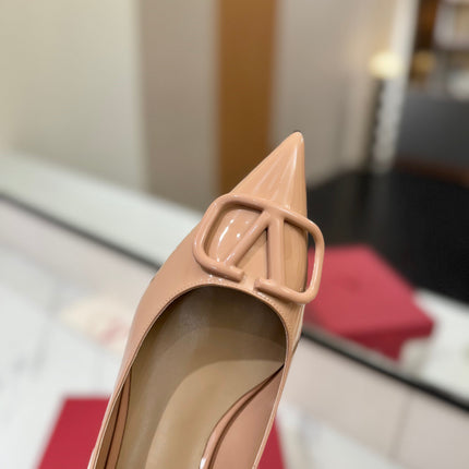 VALENTINO 26S BALLET FLATS IN NUDE PATENT CALFSKIN