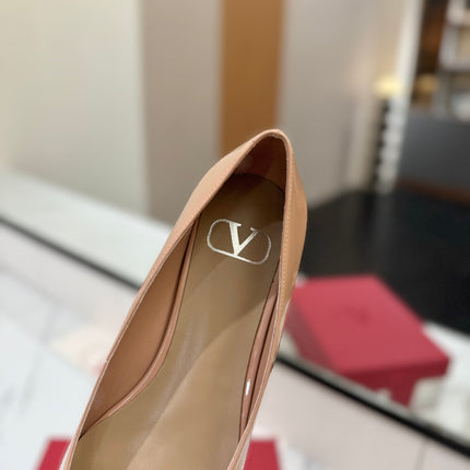 VALENTINO 26S BALLET FLATS IN NUDE PATENT CALFSKIN