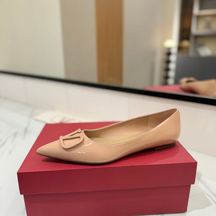 VALENTINO 26S BALLET FLATS IN NUDE PATENT CALFSKIN