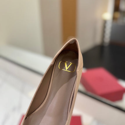VALENTINO 26S BALLET FLATS IN NUDE GRAINED CALFSKIN WITH GOLD HARDWARE