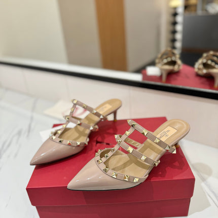 VALENTINO 26S STUDDED HEELED MULES 50 MM IN NUDE PATENT CALFSKIN