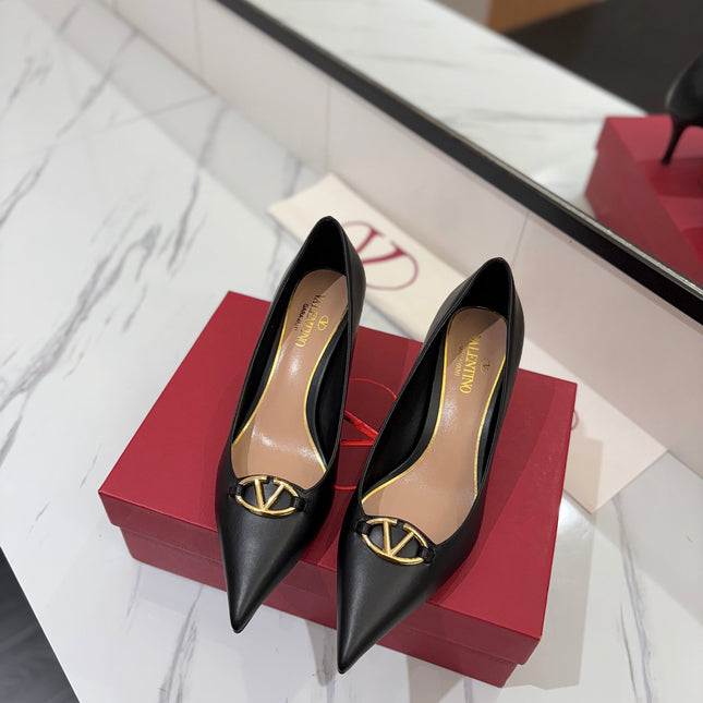VALENTINO 26S POINTED-TOE PUMPS 65 MM IN BLACK SMOOTH CALFSKIN