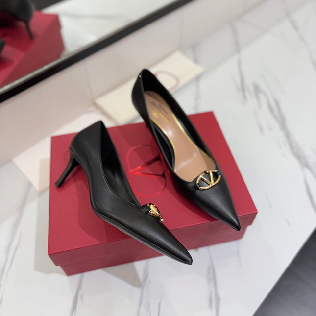 VALENTINO 26S POINTED-TOE PUMPS 65 MM IN BLACK SMOOTH CALFSKIN