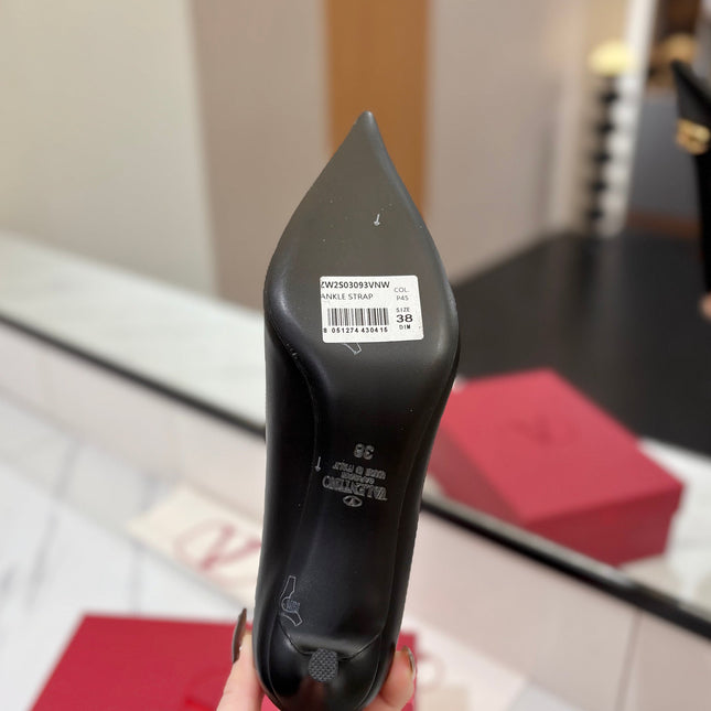 VALENTINO 26S POINTED-TOE PUMPS 65 MM IN BLACK SMOOTH CALFSKIN