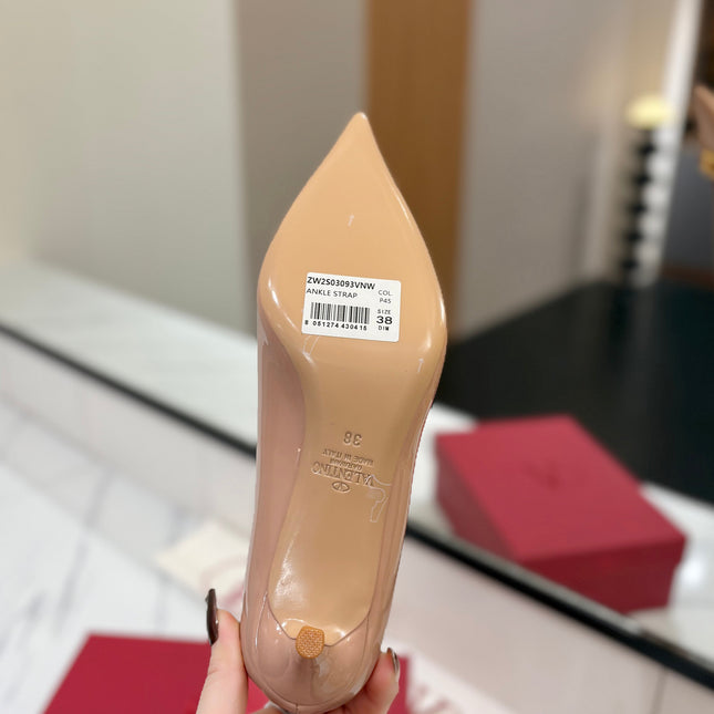 VALENTINO 26S POINTED-TOE PUMPS 65 MM IN NUDE PATENT CALFSKIN