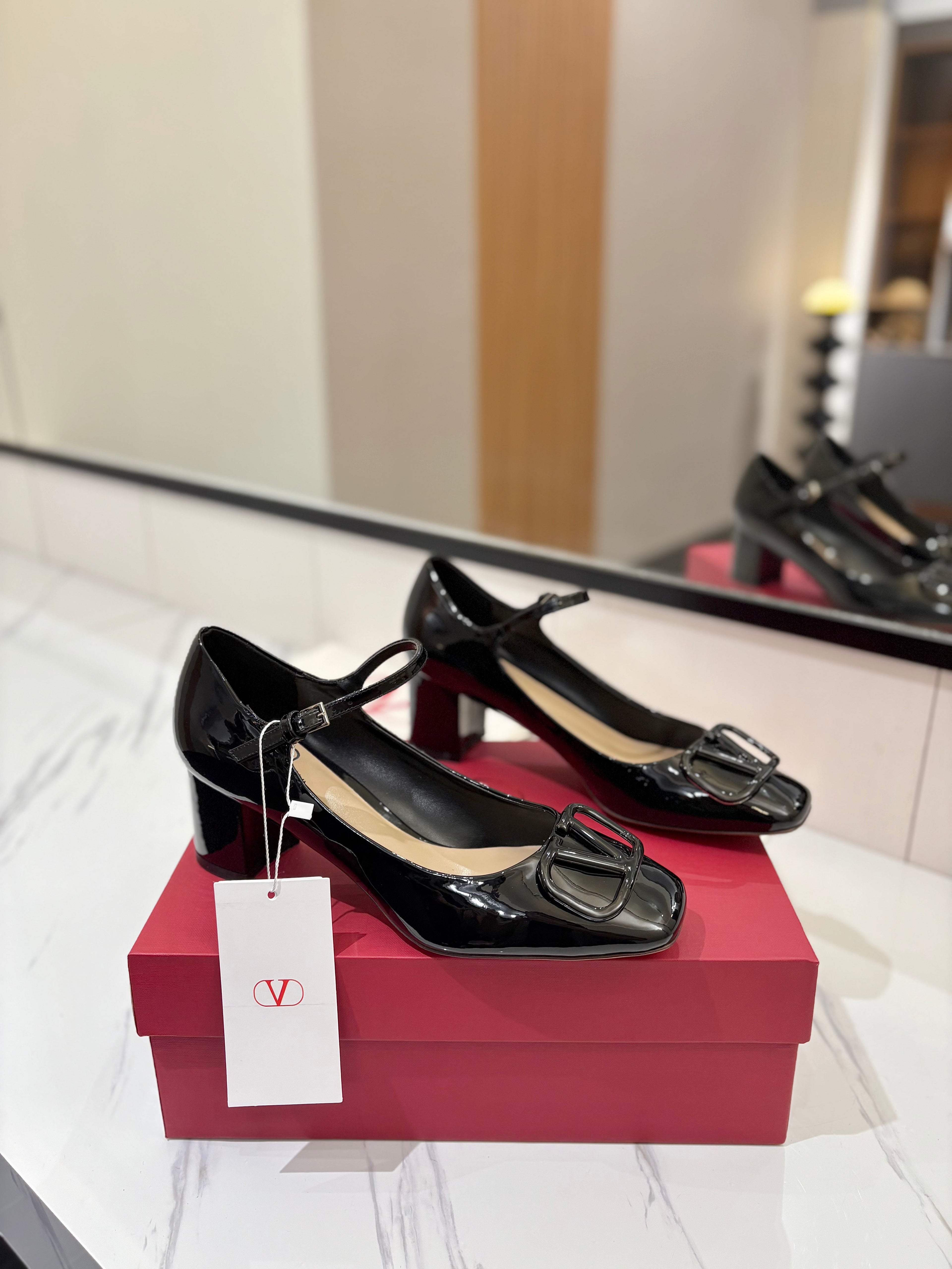 VALENTINO 26S MARY JANE HEELS 60 MM IN BLACK PATENT CALFSKIN