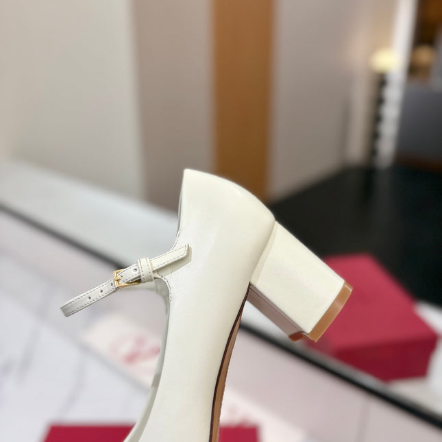 VALENTINO 26S MARY JANE HEELS 60 MM IN WHITE SMOOTH CALFSKIN WITH GOLD HARDWARE