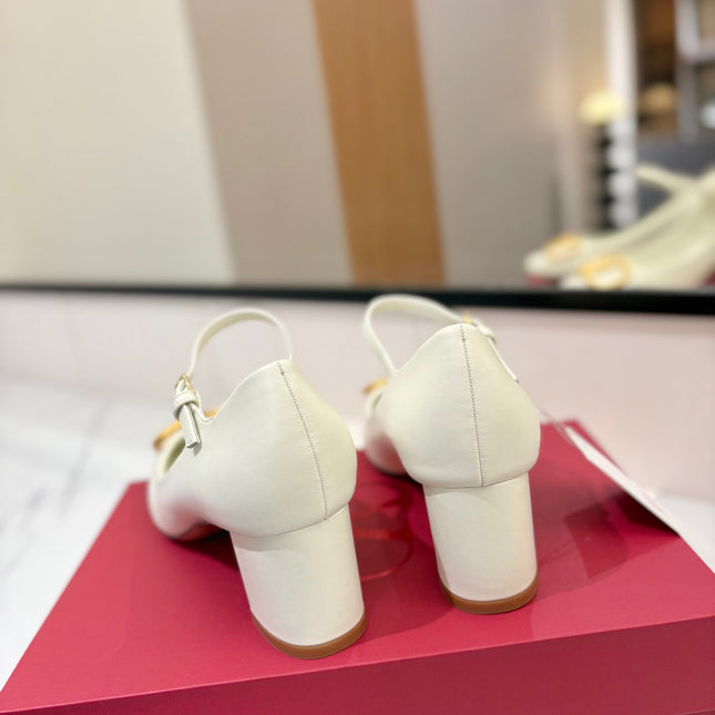 VALENTINO 26S MARY JANE HEELS 60 MM IN WHITE SMOOTH CALFSKIN WITH GOLD HARDWARE