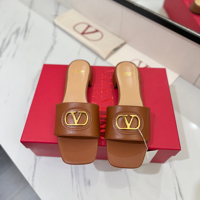 VALENTINO 26S SANDALS IN BROWN SMOOTH CALFSKIN WITH GOLD HARDWARE