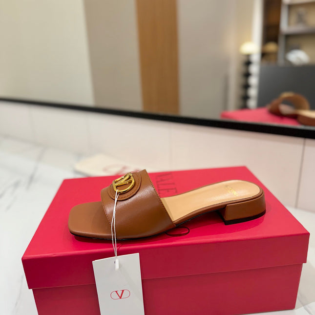 VALENTINO 26S SANDALS IN BROWN SMOOTH CALFSKIN WITH GOLD HARDWARE