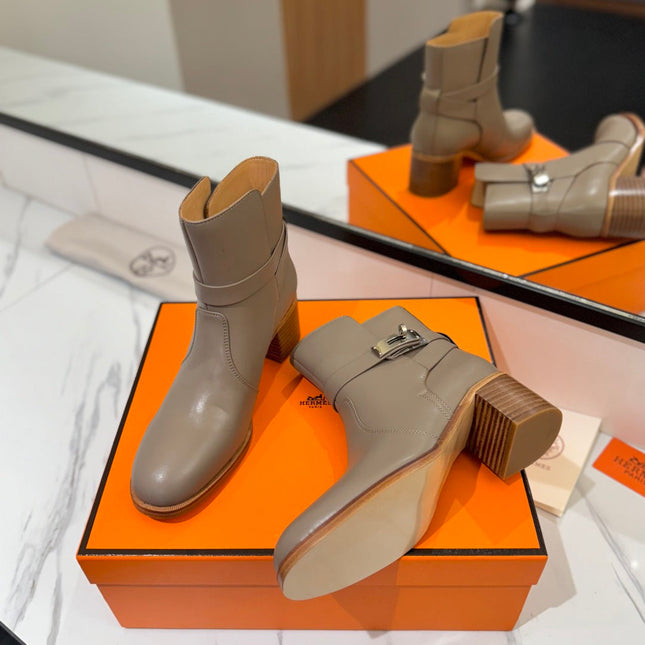 HM 26S ANKLE BOOTS 55 MM IN GREYISH BEIGE CALFSKIN