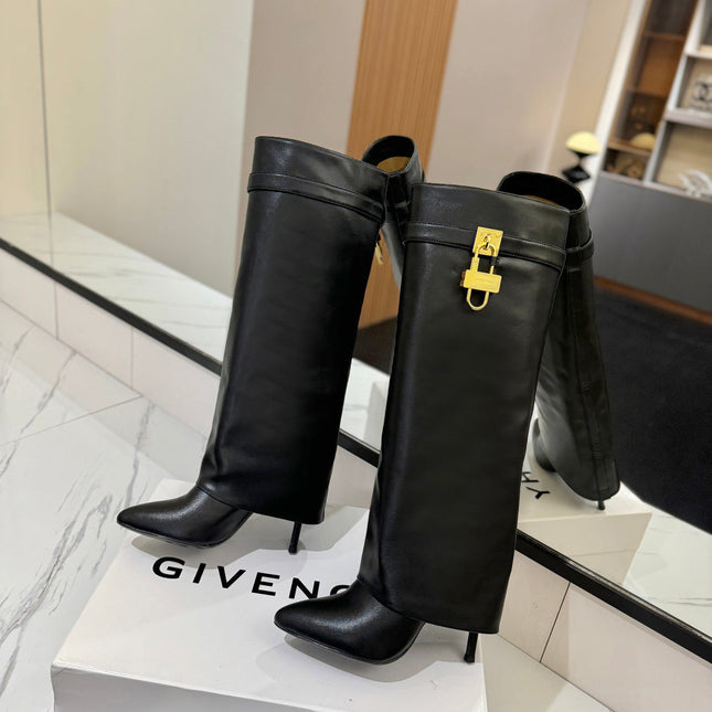 SHARK LOCK BOOTS IN BLACK CALFSKIN GOLD HARDWARE