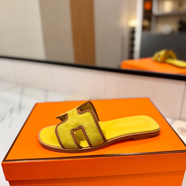 HM 26S ORAN SANDALS IN YELLOW SUEDE WITH TAN BOWN BRAIDED TRIM