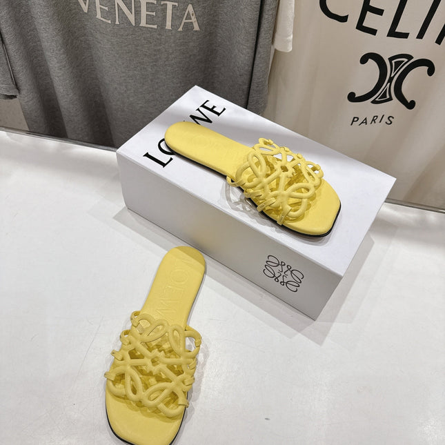 LOEWE 26S PETAL ANAGRAM SLIDE IN YELLOW CALFSKIN