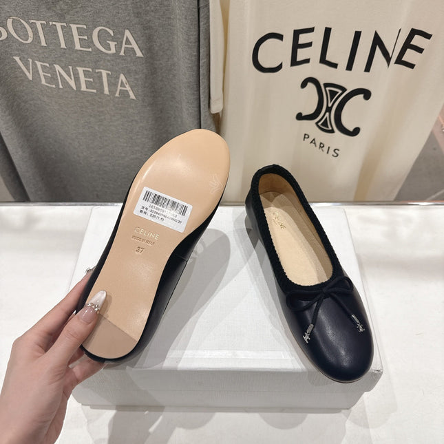 CELINE 26S BALLET FLATS IN BLACK CALFSKIN WITH BOW