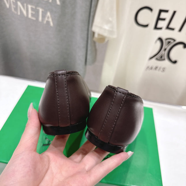 BOTTEGA VENETA 26S BALLET FLATS IN DARK BROWN LAMBSKIN