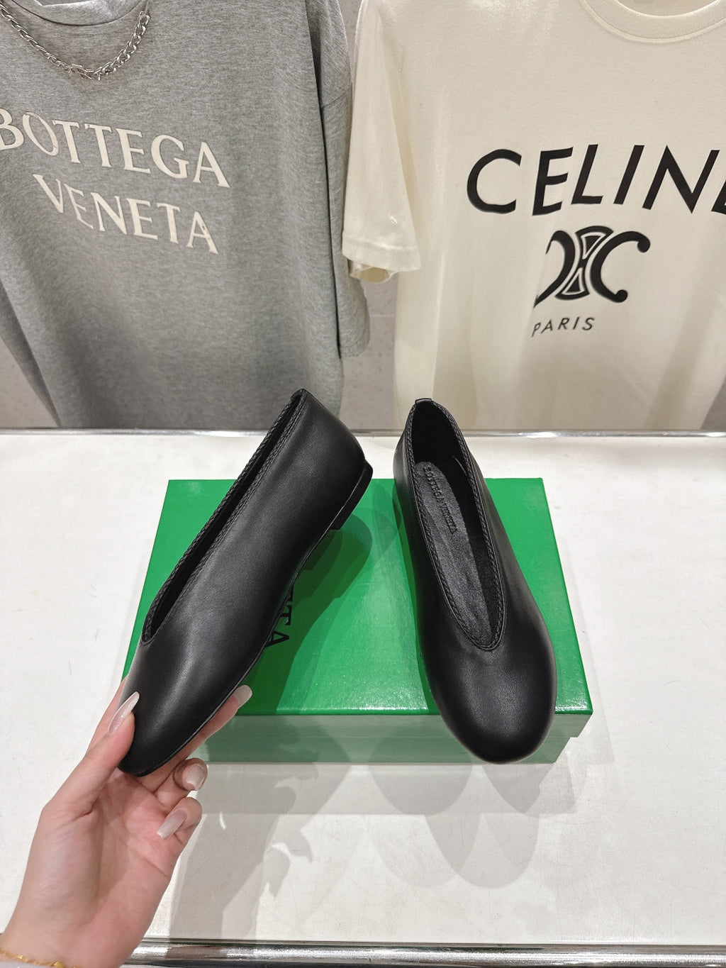 BOTTEGA VENETA 26S BALLET FLATS IN BLACK LAMBSKIN