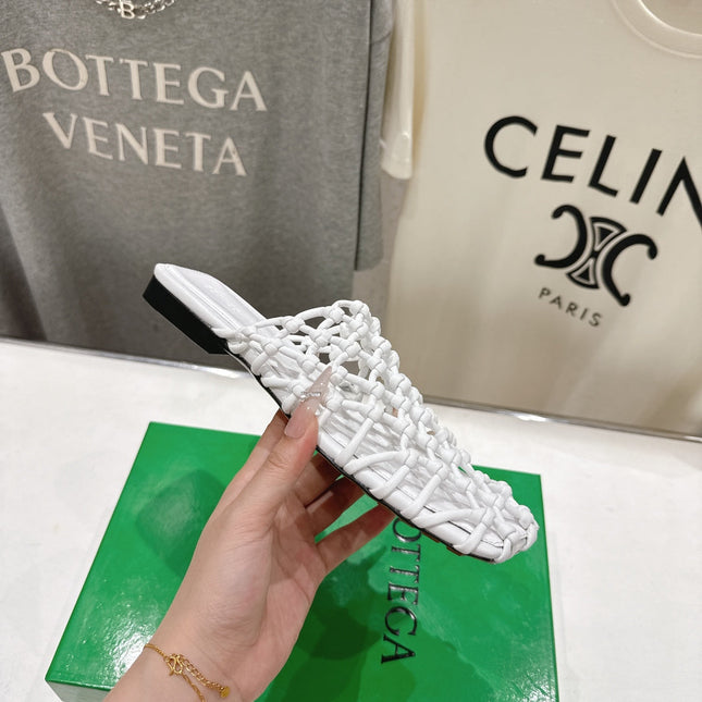 BOTTEGA VENETA 26S WOVEN MULES IN WHITE LAMBSKIN