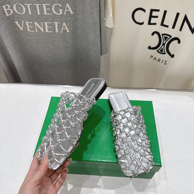 BOTTEGA VENETA 26S WOVEN MULES IN SILVER LAMBSKIN