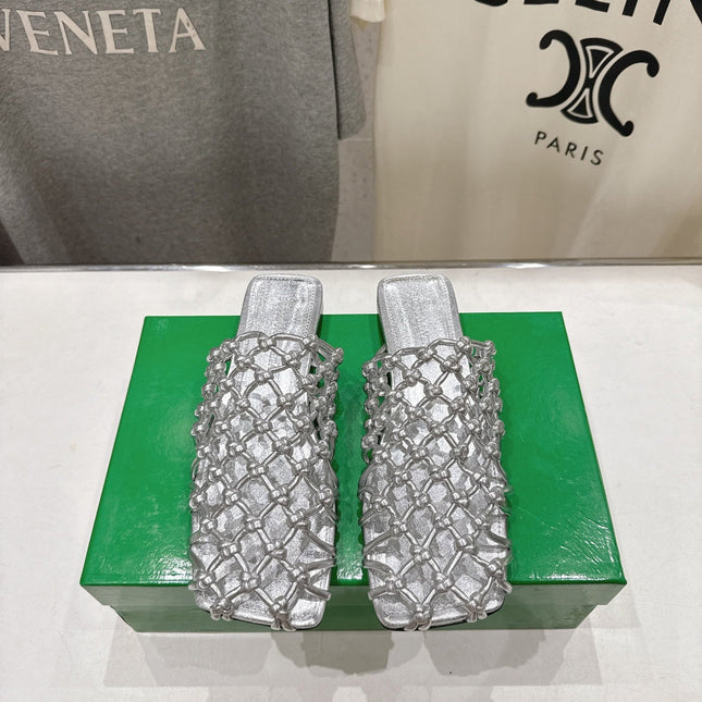 BOTTEGA VENETA 26S WOVEN MULES IN SILVER LAMBSKIN