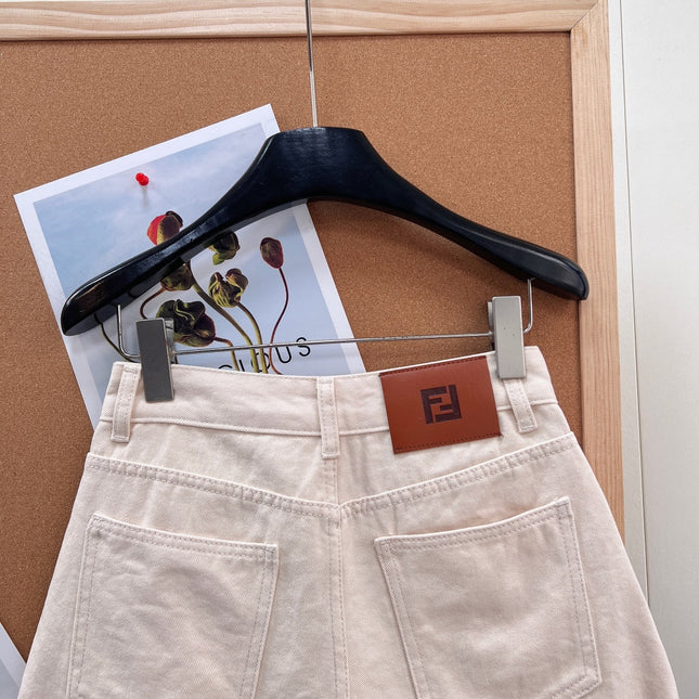 FENDI 26S SHORTS 071