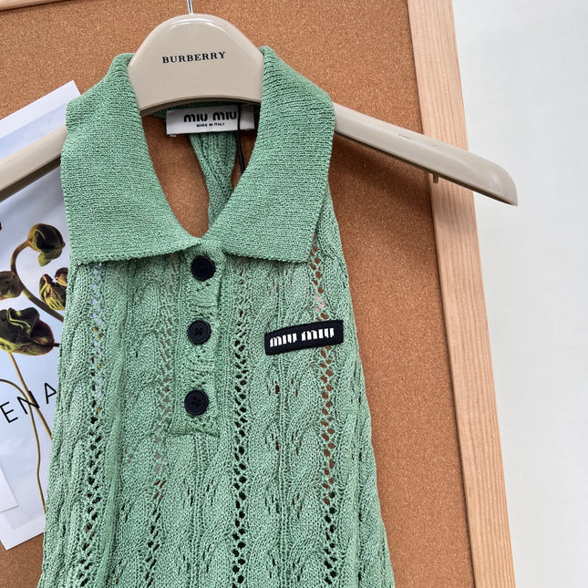 MIUMIU 26S SLEEVELESS KNIT COLLARED TOP STYLE 1105