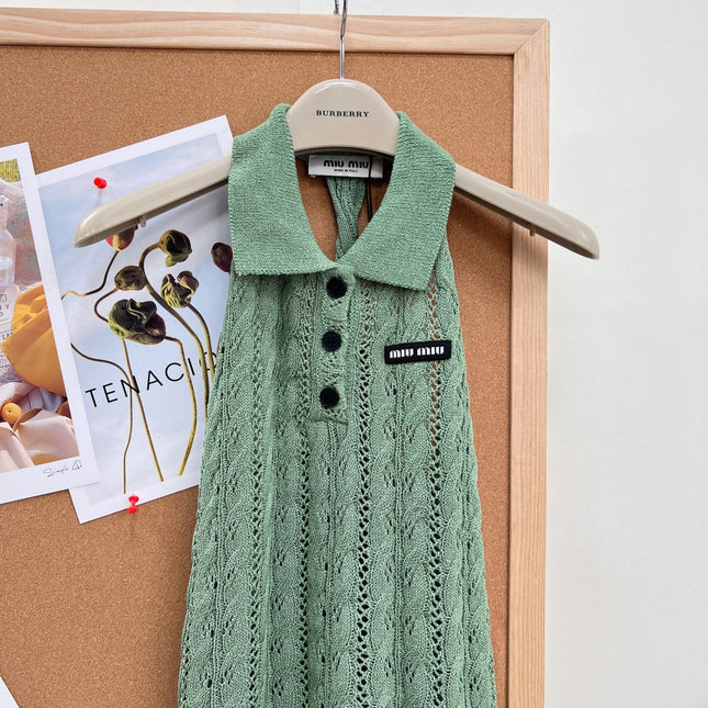 MIUMIU 26S SLEEVELESS KNIT COLLARED TOP STYLE 1105