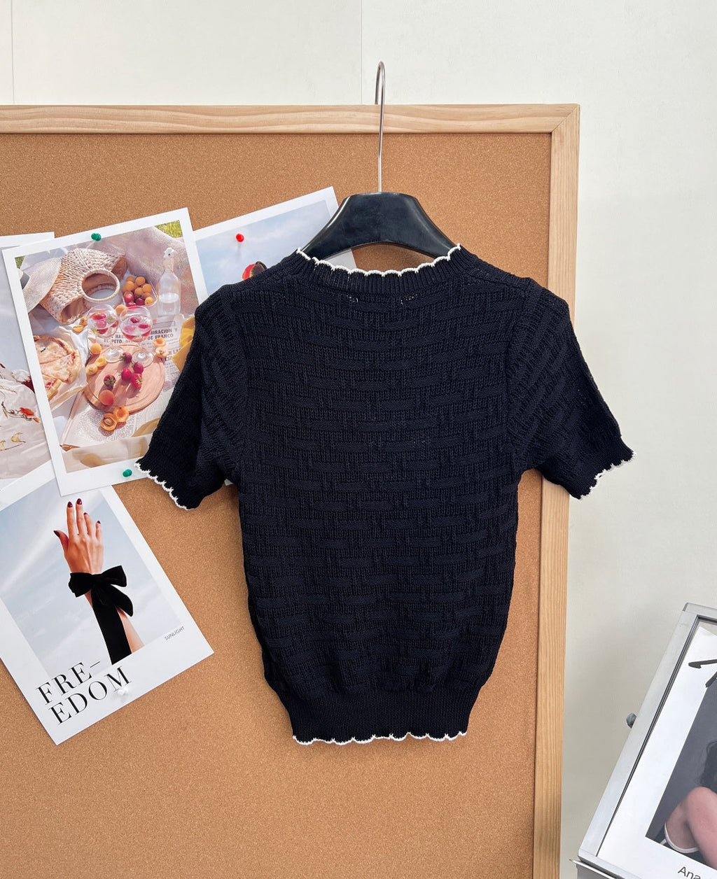 CHANEL 26S SHORT-SLEEVE KNIT TOP STYLE 1147