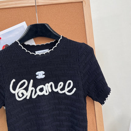 CHANEL 26S SHORT-SLEEVE KNIT TOP STYLE 1147