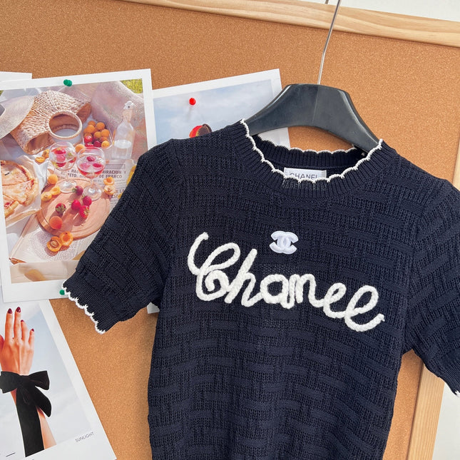 CHANEL 26S SHORT-SLEEVE KNIT TOP STYLE 1147