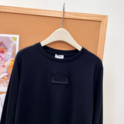 CHANEL 26S LONG SLEEVE CREW NECK T-SHIRT 1625