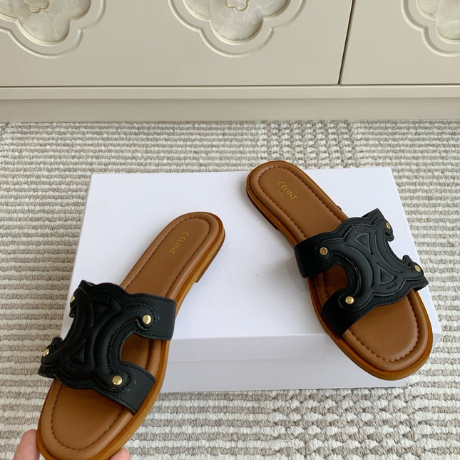 CELINE 26S TRIOMPHE SLIDE SANDALS IN BLACK CALFSKIN WITH TAN BROWN FOOTBED