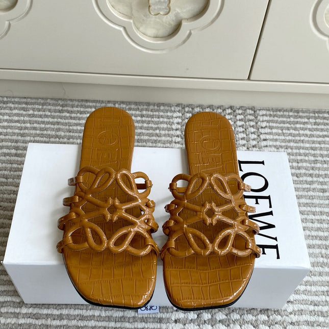 LOEWE 26S SLIDE SANDALS IN CARAMEL BROWN CROC-EMBOSSED PATENT CALFSKIN