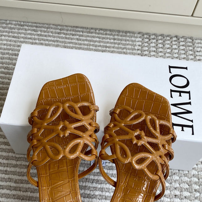 LOEWE 26S HIGH HEEL SANDALS 45MM IN CARAMEL BROWN CROC-EMBOSSED PATENT CALFSKIN