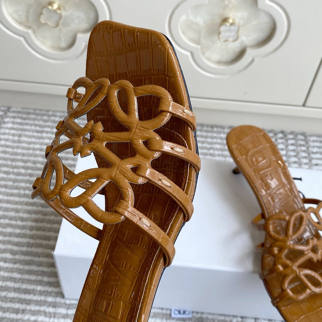 LOEWE 26S HIGH HEEL SANDALS 45MM IN CARAMEL BROWN CROC-EMBOSSED PATENT CALFSKIN