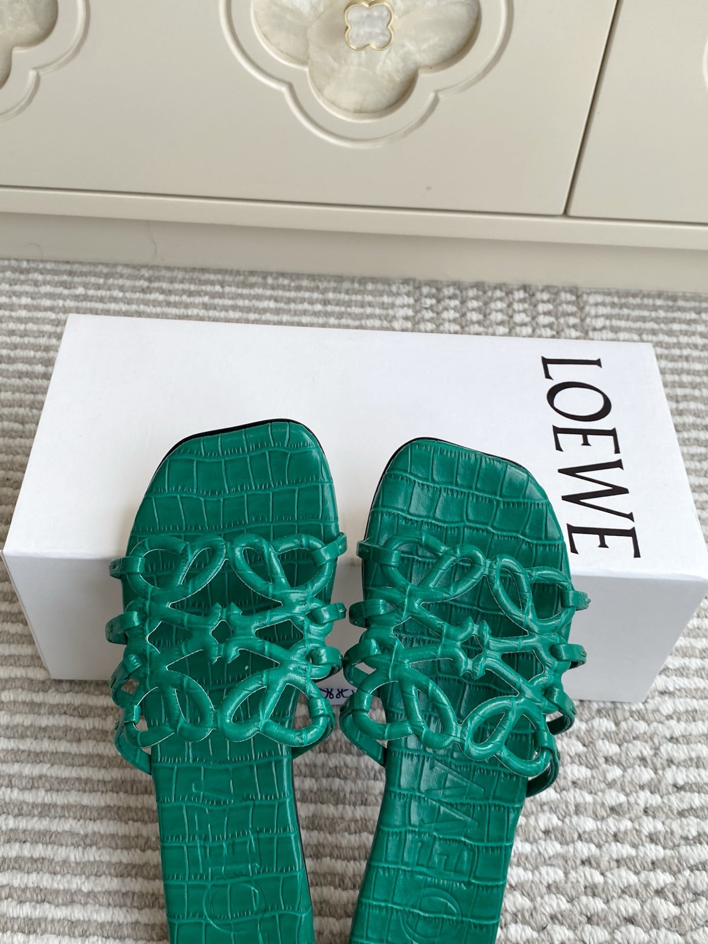 LOEWE 26S SLIDE SANDALS IN GREEN CROC-EMBOSSED CALFSKIN