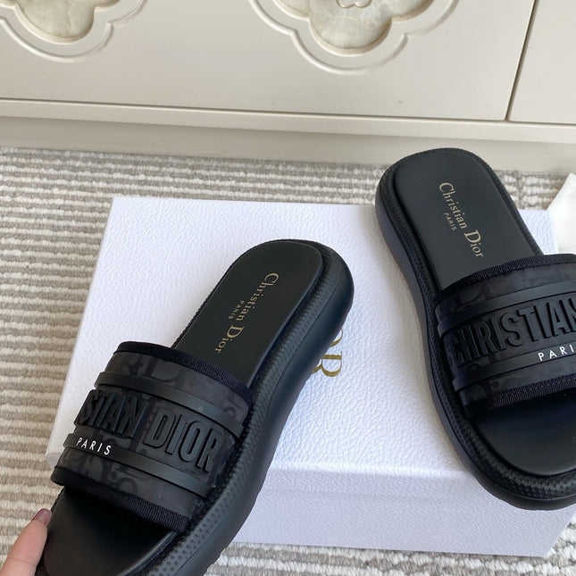 DIOR 26S DWAY SLIDES IN BLACK RUBBER SOLE