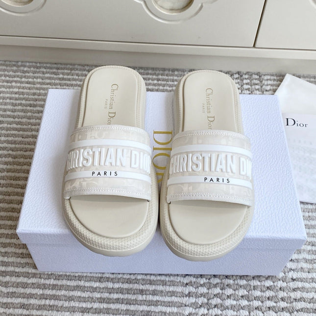 DIOR 26S DWAY SLIDES IN WHITE RUBBER SOLE