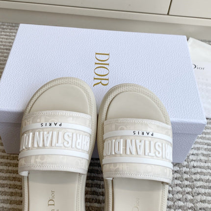 DIOR 26S DWAY SLIDES IN WHITE RUBBER SOLE