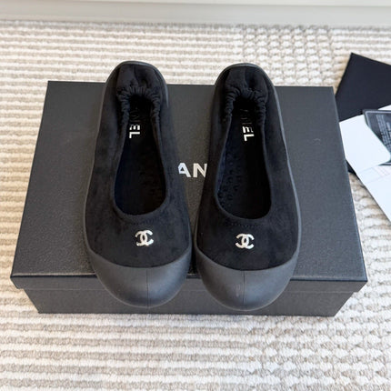 CHANEL 26S BALLET FLATS IN BLACK SUEDE AND LAMBSKIN