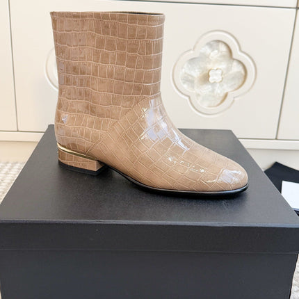 CHANEL 26S SHORT BOOTS IN BEIGE PATENT CROCODILE EMBOSSED