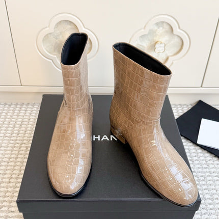 CHANEL 26S SHORT BOOTS IN BEIGE PATENT CROCODILE EMBOSSED