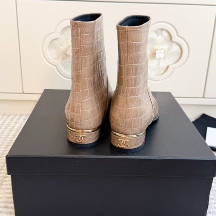 CHANEL 26S SHORT BOOTS IN BEIGE PATENT CROCODILE EMBOSSED
