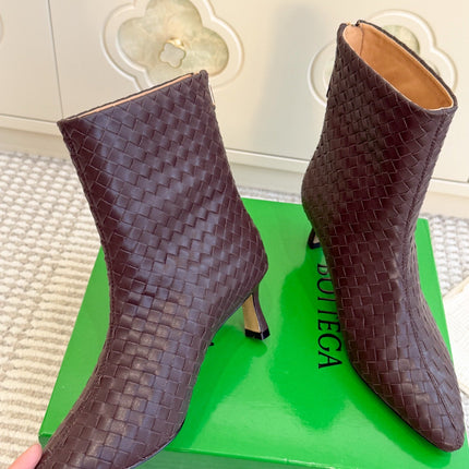 BOTTEGA VENETA 26S ANKLE BOOTS 45 MM IN DARK BROWN BRAIDED LAMBSKIN